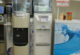 富士の湧水ウォーターサーバーがスタイリッシュにモデルチェンジ！！